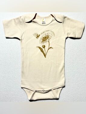 Laughing Giraffe Baby Clothing One Piece “Plant More Flowers” Beige Size 18-24M